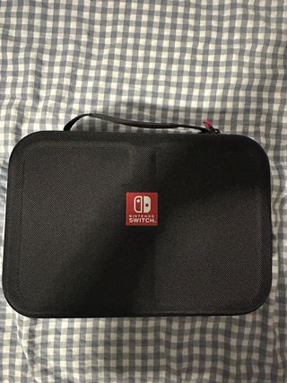Nintendo Switch con accesorios