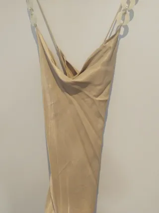 Vestido Zara Beige con Abalorios