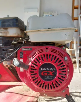 Motocultor Mollon con motor Honda GX