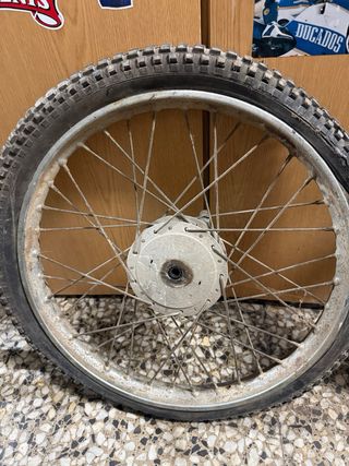 Llantas Lambretta Serveta / puma Motocross