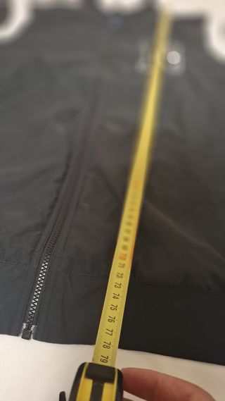 Chaqueta Bomber Nike Negra y Blanca