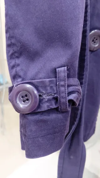 Chaqueta gabardina morada