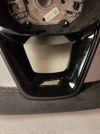 Volante Seat León Cupra R, con levas DSG.