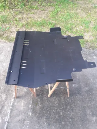 Cubre cárter metálico Ford Focus 1