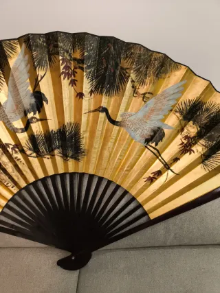 Abanico decorativo grande grullas