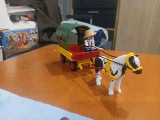 Playmobil Mini Diligencia con Caballo y Figura
