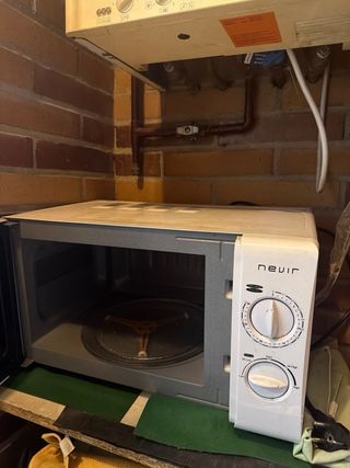 Microondas Nevir
