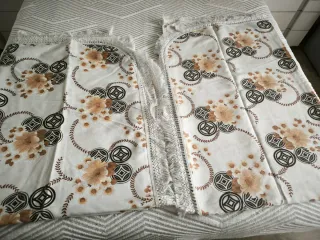 Dos colchas antiguas