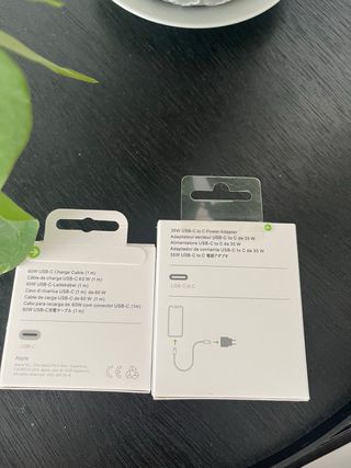 Adaptador Apple 35W + Cable USB-C 1m 60W