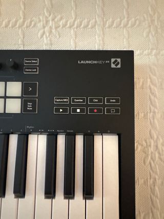 Novation Launchkey 25 MK3
