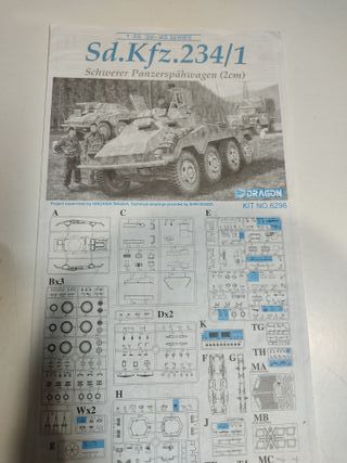 Maqueta Dragon Sd.Kfz. 234/1  1/35 con extras