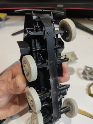 Maqueta Dragon Sd.Kfz. 234/1  1/35 con extras