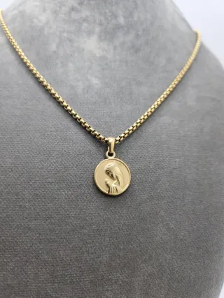 Medalla Virgen Niña Acero Quirúrgico Chapado Oro