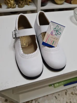 Zapatos Rosi Blancos Niña Talla 32