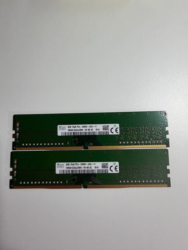 2x SK hynix 8GB DDR4 2666MHz RAM