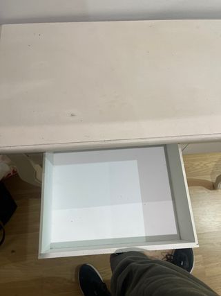 Mueble recibidor y espejo plateado