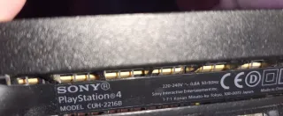 PlayStation 4 Slim, 1TB + mando