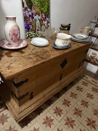 Mueble antiguo madera y mármol