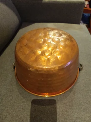 Caldero de cobre martillado