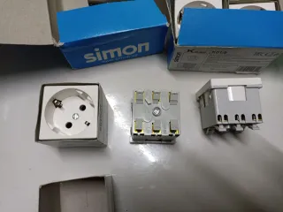 Enchufes Simon serie k45 liquidación