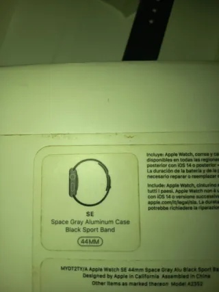 Apple Watch SE Space Gray 44mm