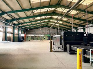 Nave industrial en alquiler en Velilla de San Antonio