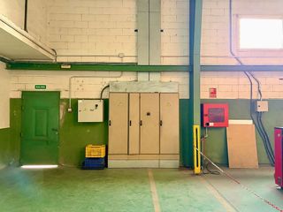 Nave industrial en alquiler en Velilla de San Antonio