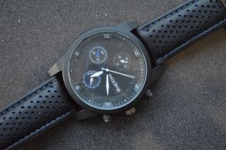 Reloj Exactime Negro con Detalles Azules