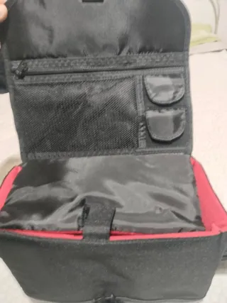 Cámara Canon EOS 4000D Negra