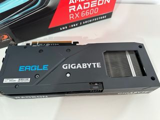 Gigabyte RX 6600 Tarjeta Gráfica seminueva