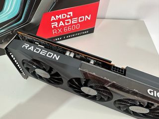 Gigabyte RX 6600 Tarjeta Gráfica seminueva