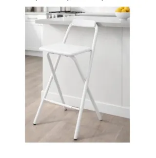 Vendo magnífica banqueta alta para la cocina.