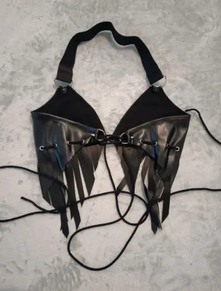 Top Halter Cuero Sintético Negro