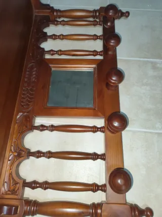 Conjunto entrada Perchero de madera con espejo