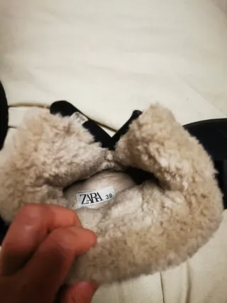 Botas Zara forradas beige y negras