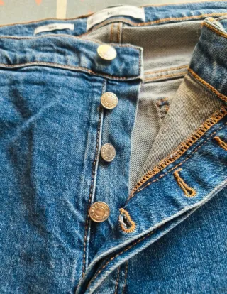 Vaqueros Denim Mango - Corte Recto / Straight Fit