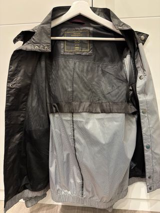 Chaqueta Cortavientos Merc Talla L gris negro