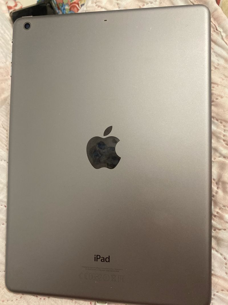 Apple iPad A1474 afbeelding 2