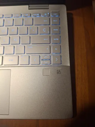 HP Pavilion x360 2023: notebook convertibile con accessori