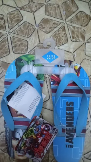 Chanclas Avengers
