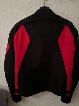 Chaqueta Dainese Negra y Roja
