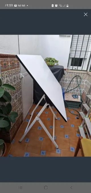 Tavolo da disegno inclinabile