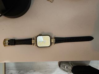 Apple Watch Series 9 GPS + Celular Oro