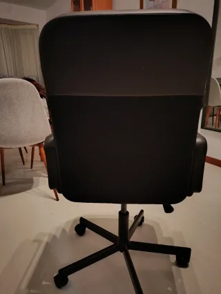 Silla Ikea Renberget Negra