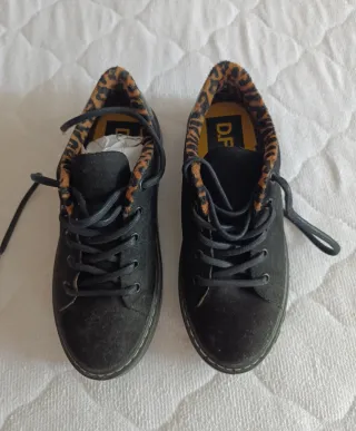 Zapatillas D.Franklin Negras con Leopardo