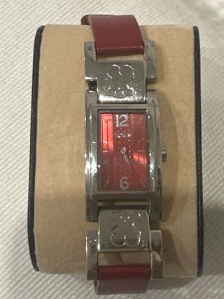 Reloj Tous Rojo y Plateado