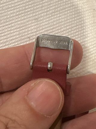 Reloj Tous Rojo y Plateado