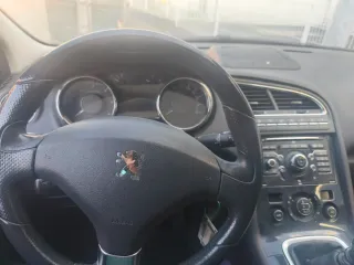Peugeot 5008 2010