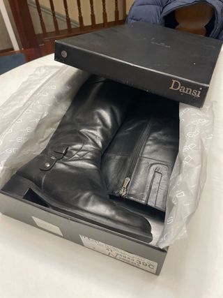 Botas de piel Dansi Talla 39