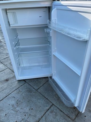 Nevera compacta Teka